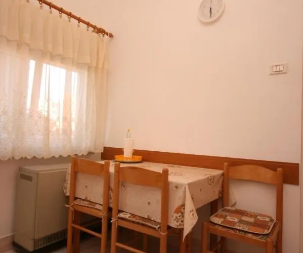 Апартаменты With Wifi - 6987 Пула